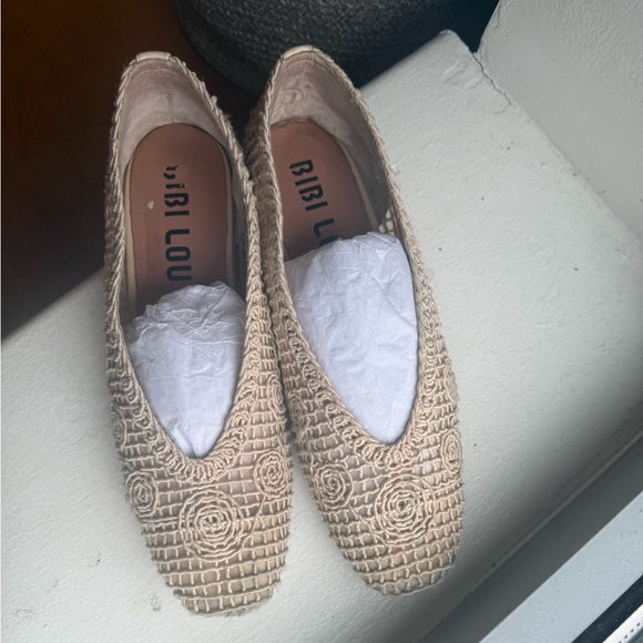 Bibi Lou Cream Crochet Ballet Flats - Picture 4 of 9